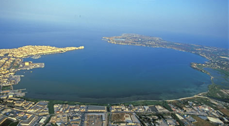 No imprese monopoliste: il TAR Catania blocca nuova concessione demaniale per porto grande Siracusa
